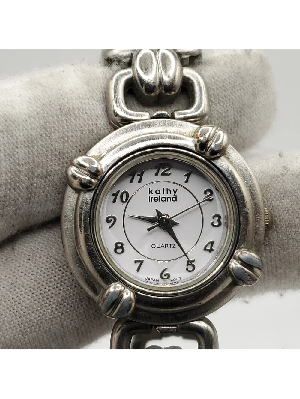 Kathy Ireland Womens Watch 25mm Silver Tone White Dial New Battery